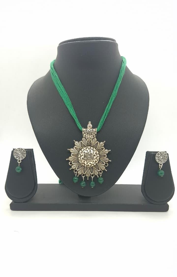 Dori pendant